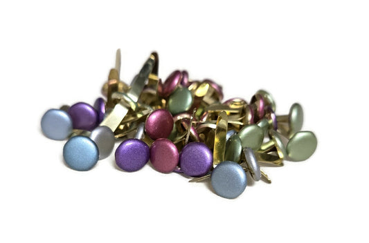 Pearl Large Round Brads