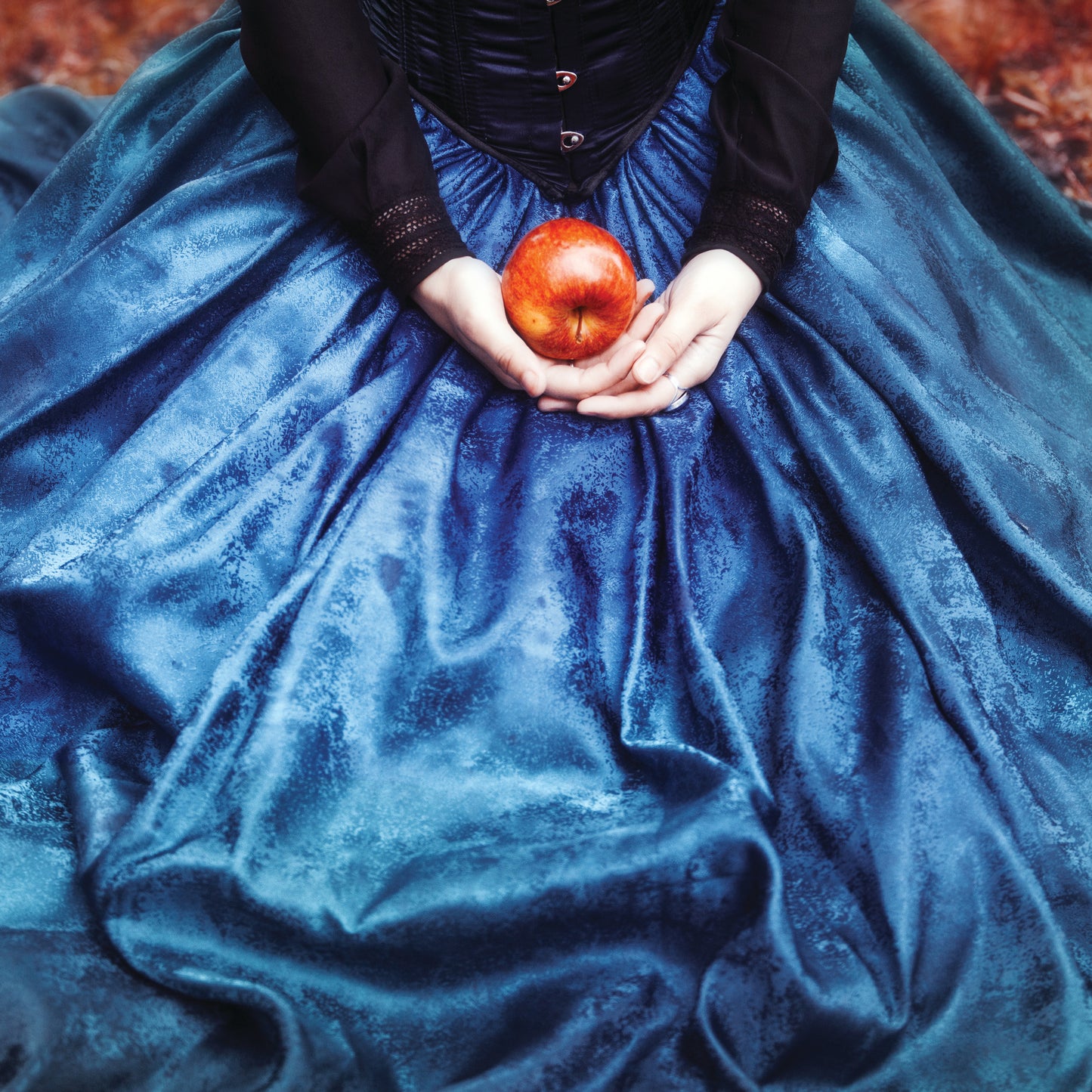 Forbidden Apple - Snow White - 12x12 Scrapbook Paper
