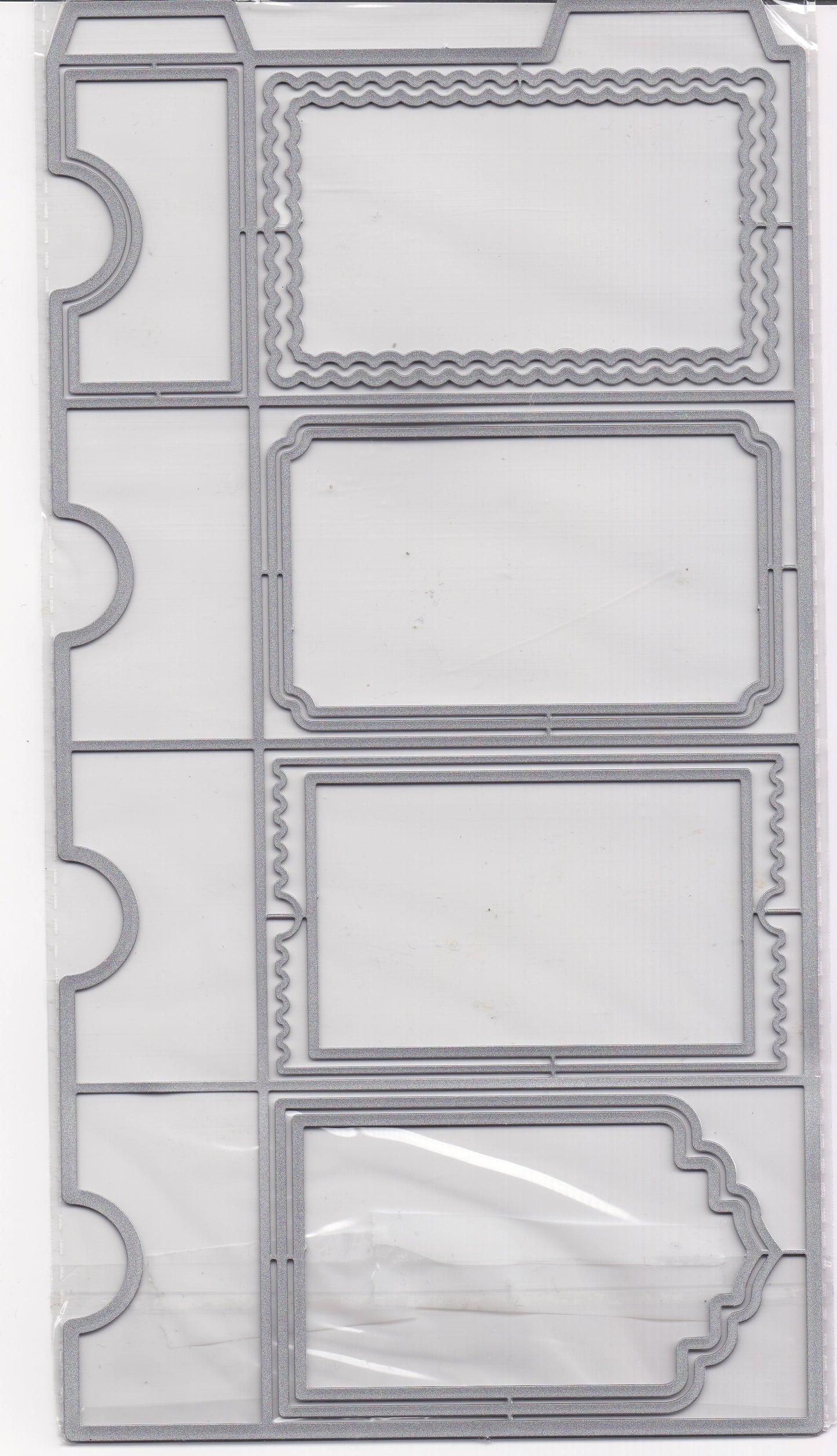 Tag Pocket Folding Card Dies Set