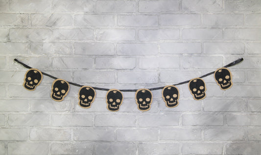 Halloween Skull Burlap Banner