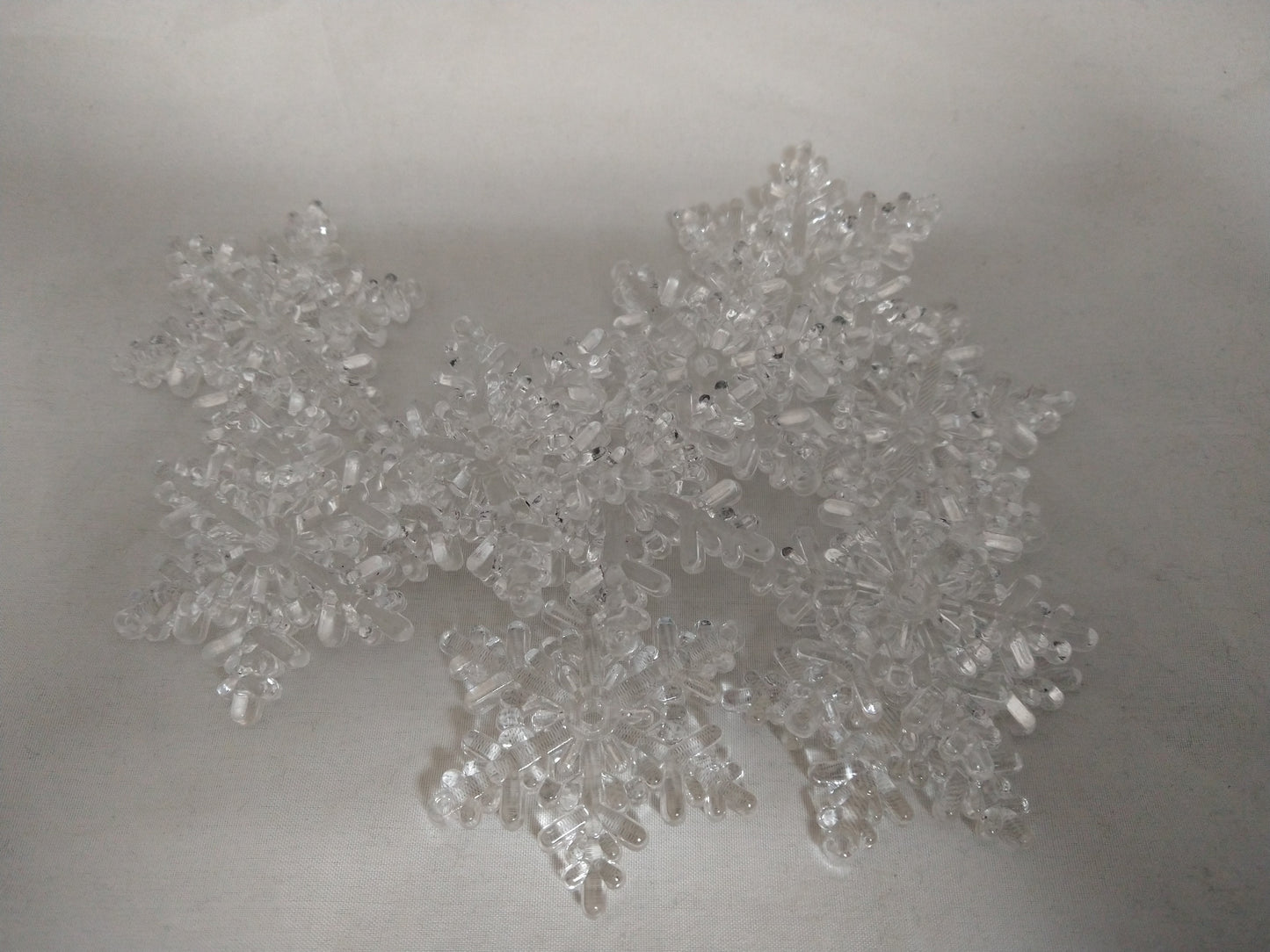 Snowflake Clear Acrylic Table Scatter 2x2-10 Pieces