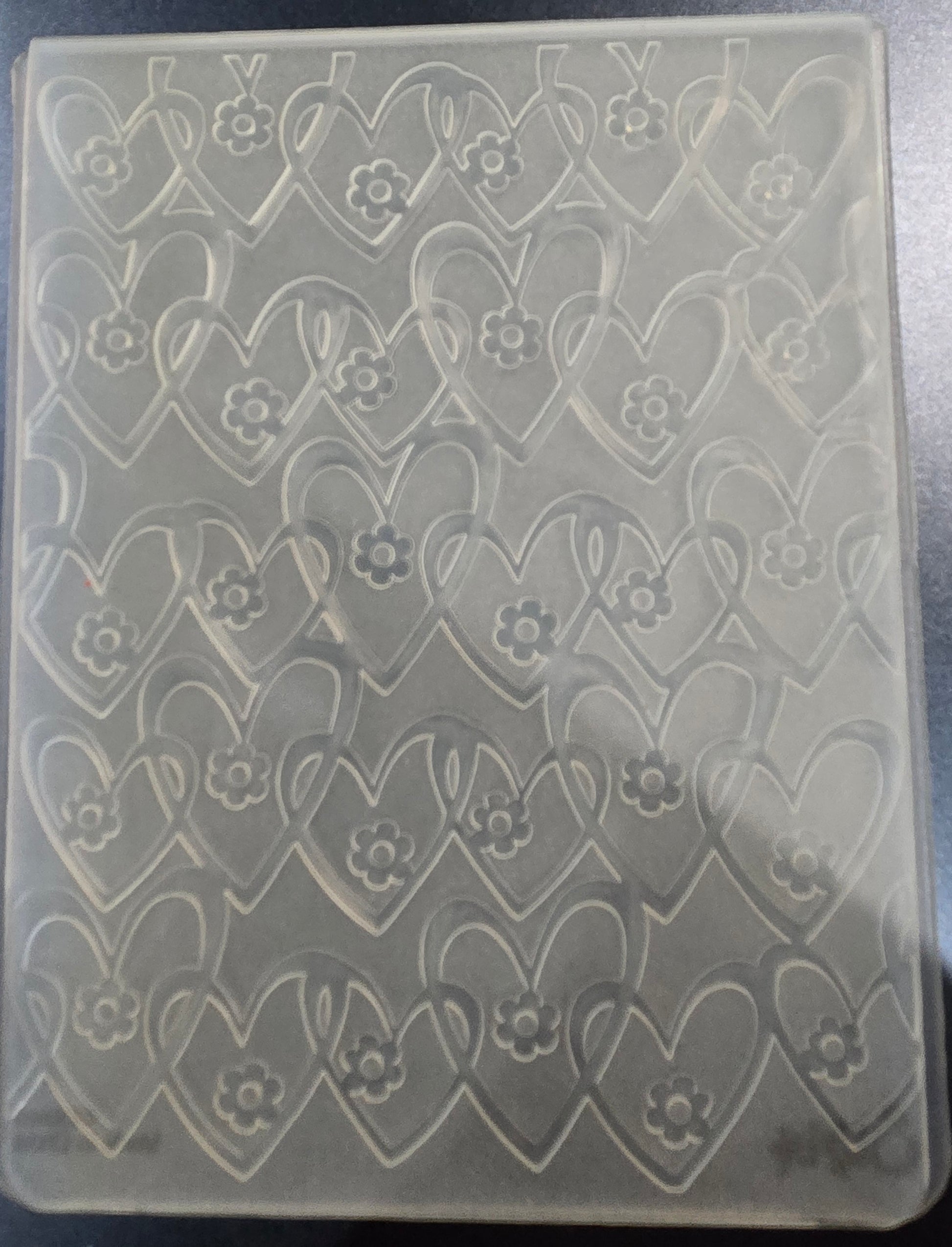 Sizzix Hearts and Flowers Embossing Folder