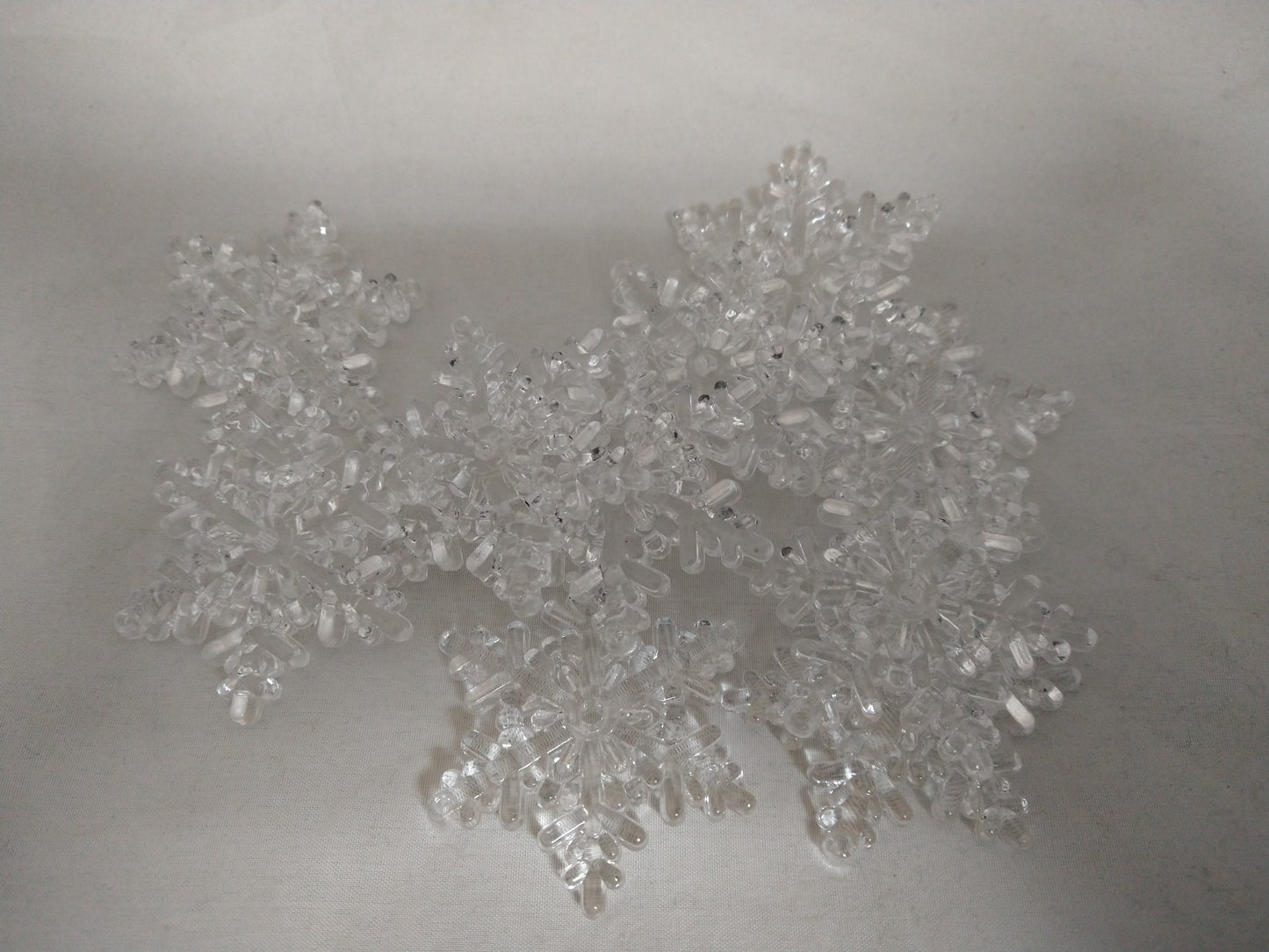 Snowflake Clear Acrylic Table Scatter 2x2-10 Pieces