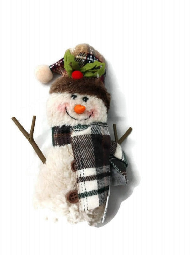 Spirited Snowman with Tall Hat by Hannahs Handiworks